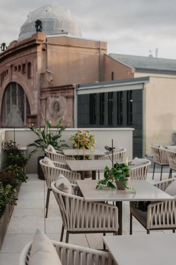 Hotel Petit Luxe Terrassa Exteriör bild