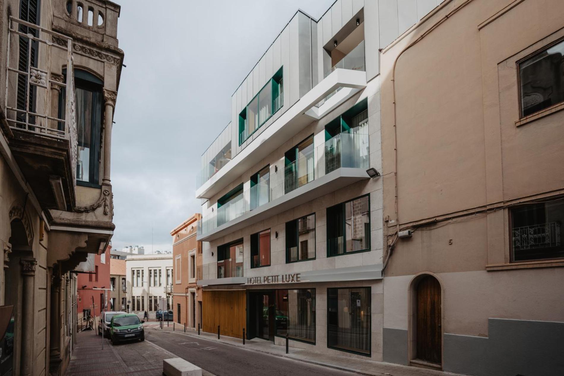 Hotel Petit Luxe Terrassa Exteriör bild