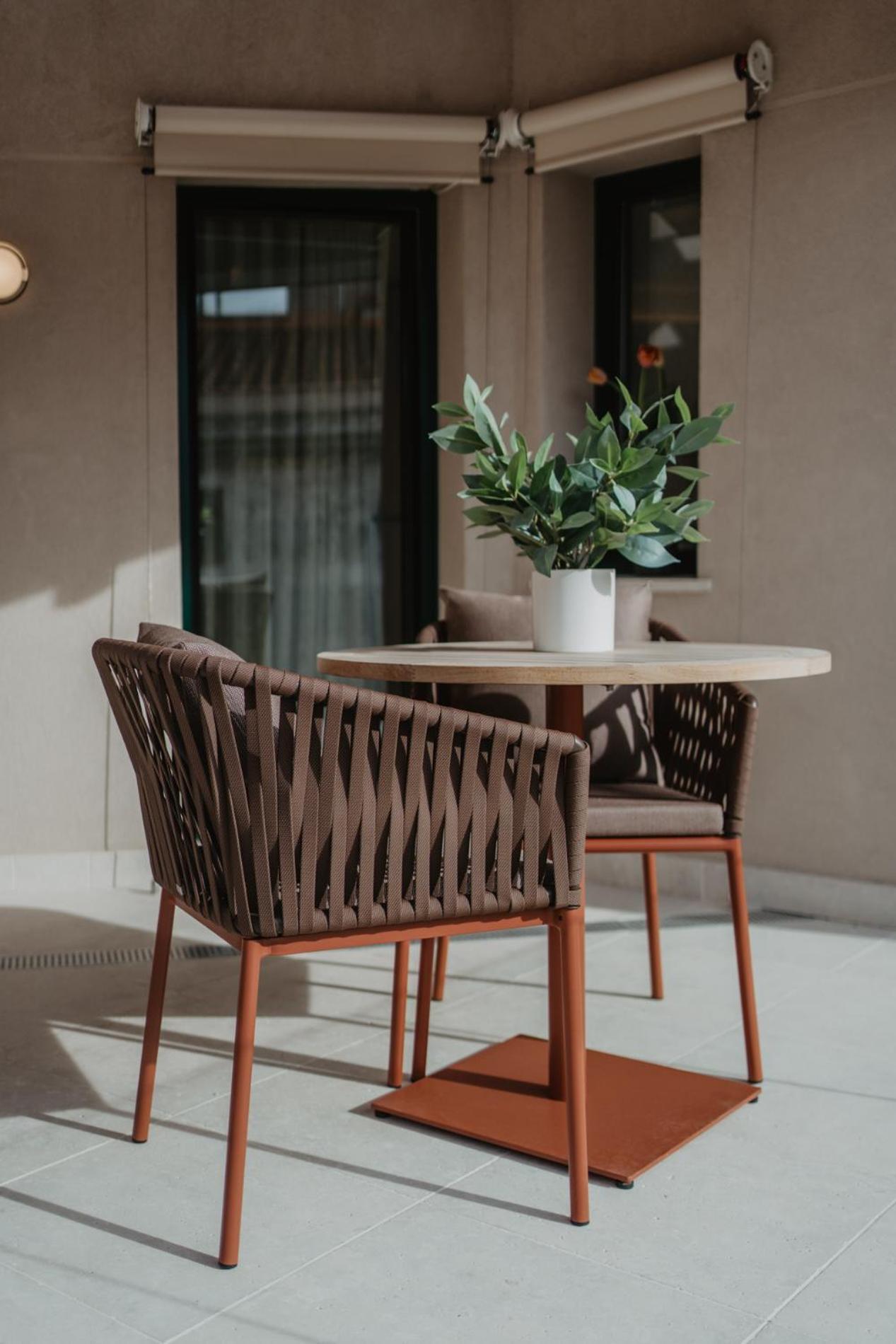 Hotel Petit Luxe Terrassa Exteriör bild