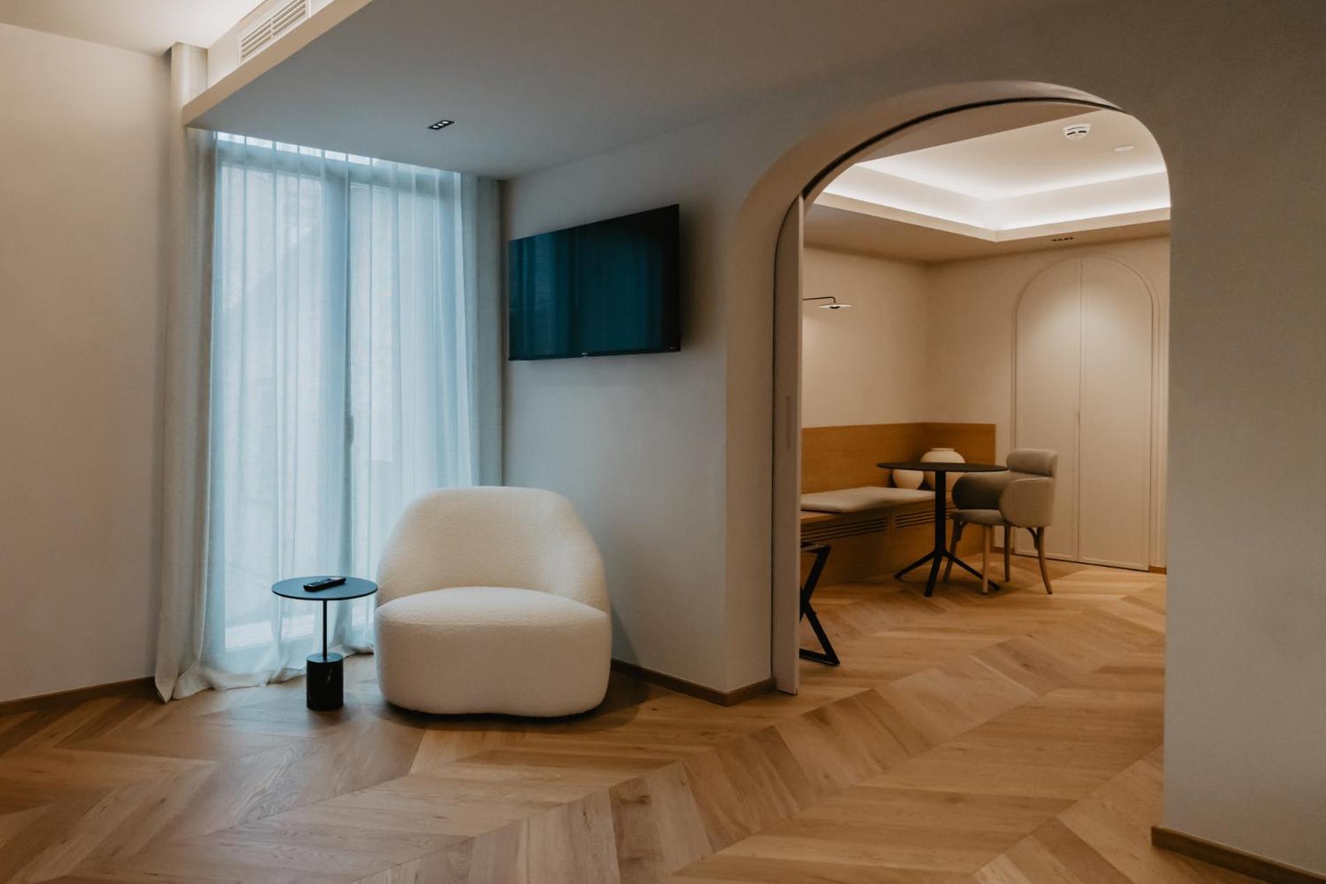 Hotel Petit Luxe Terrassa Exteriör bild